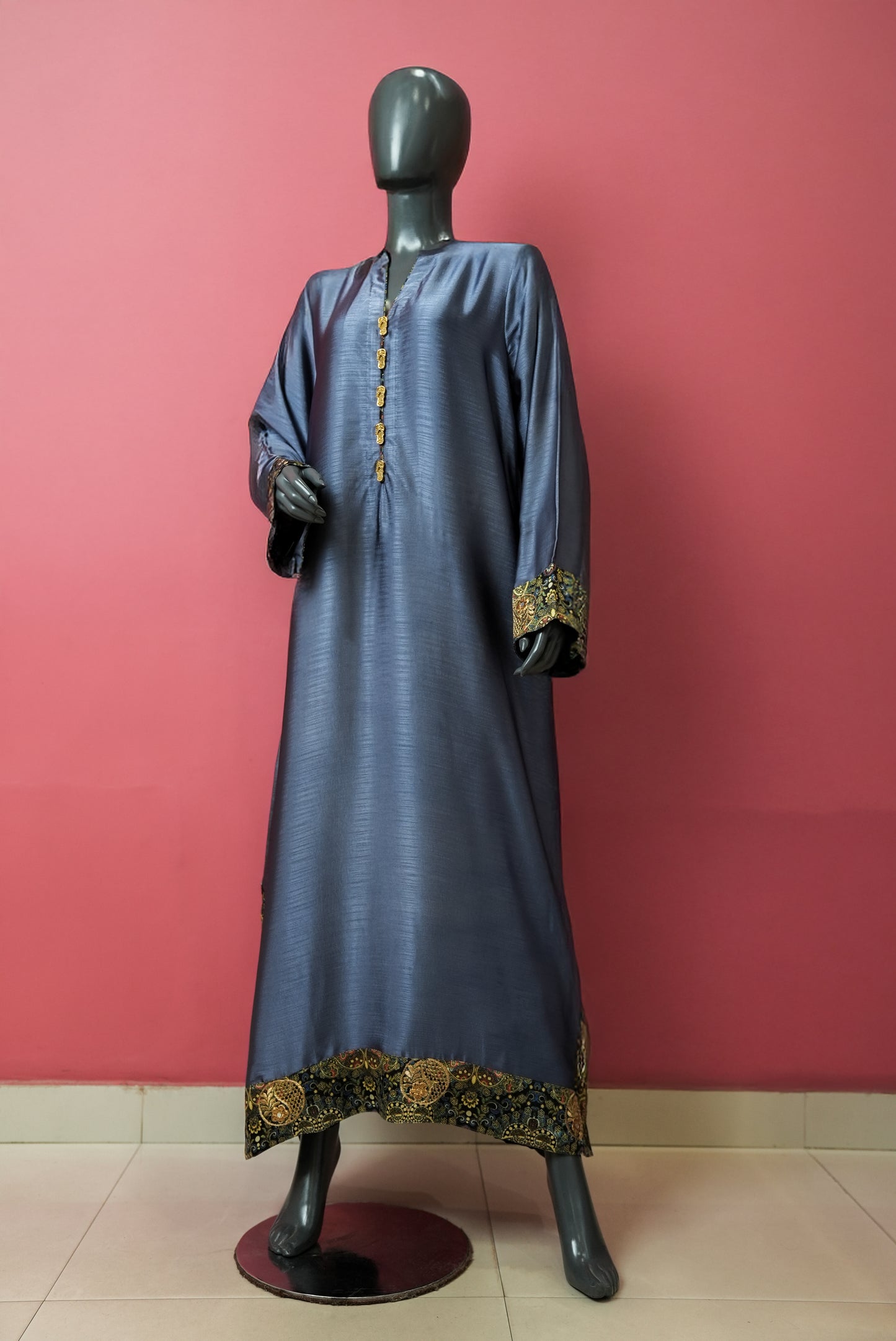 Sophisticated Elegance in Midnight Blue